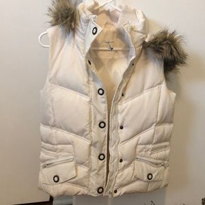 Cream/off white puffy vest